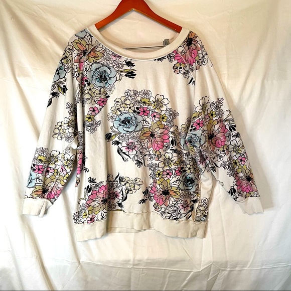 Free People Tops - Free People Oversized Crew Neck Floral Print Sweatshirt Size S